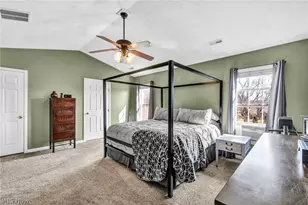 132 Stonefield Dr, Berea, OH 44017 - Photo 18