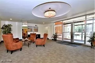 18975 Van Aken Blvd, Huber Heights, OH 44122 - Photo 14