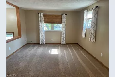 188 Greenbrier Avenue, Williamstown, WV 26187 - Photo 6