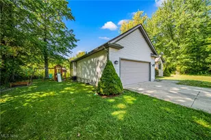 5249 Century Bay Ave, Ashtabula, OH 44004 - Photo 8