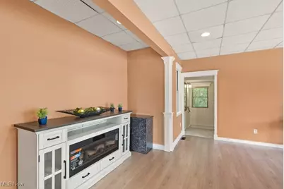 19270 Lorain Road, Fairview Park, OH 44126 - Photo 6