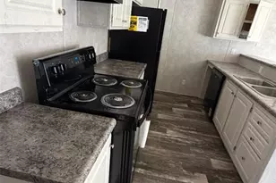 24 W Philadelphia Ave, Youngstown, OH 44507 - Photo 6