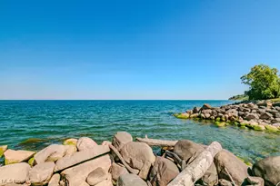 1006 Robinhood Ave, Painesville Twp, OH 44077 - Photo 4