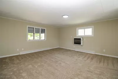 5256 Center Road, Lowellville, OH 44436 - Photo 18