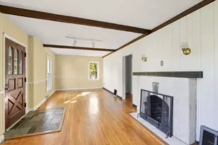 375 Hillside Rd, Green Hills, OH 44131 - Photo 2