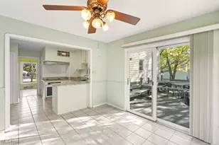 375 Hillside Rd, Green Hills, OH 44131 - Photo 6