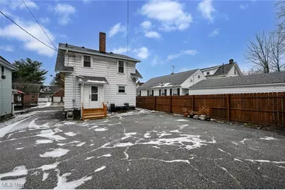 1345 Bellows Street, Akron, OH 44301 - Photo 2