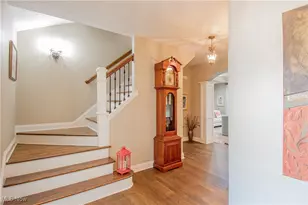 2189 E Park Dr, Uniontown, OH 44685 - Photo 6