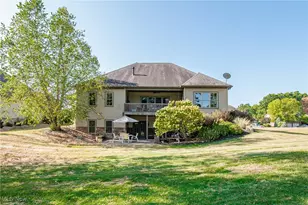 2189 E Park Dr, Uniontown, OH 44685 - Photo 38