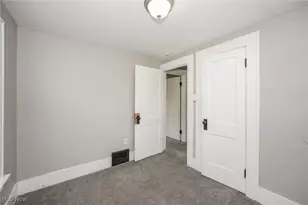 788 Saxon Ave, Akron, OH 44314 - Photo 10