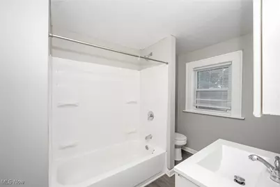 788 Saxon Avenue, Akron, OH 44314 - Photo 16