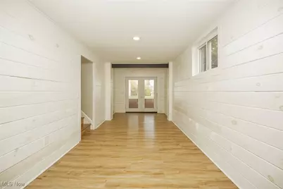 1115 Colonial Boulevard NE, Canton, OH 44714 - Photo 6