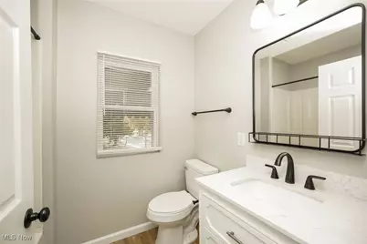 1115 Colonial Boulevard NE, Canton, OH 44714 - Photo 16