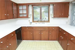 311 Goodhue Dr, Akron, OH 44313 - Photo 12