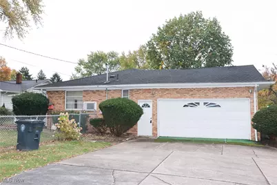 311 Goodhue Drive, Akron, OH 44313 - Photo 4