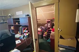 70540 Colerain Rd, Bridgeport, OH 43912 - Photo 16