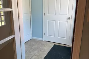 737 Sunset Dr, Lisbon, OH 44432 - Photo 4