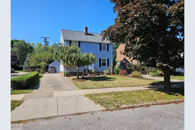 174 E 200th Street, Euclid, OH 44119 - Photo 2