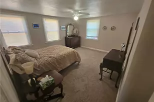 174 E 200th St, Euclid, OH 44119 - Photo 22