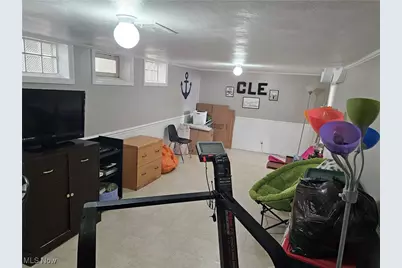 174 E 200th Street, Euclid, OH 44119 - Photo 20