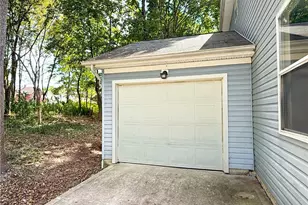 247 Reed Ave, Campbell, OH 44405 - Photo 32