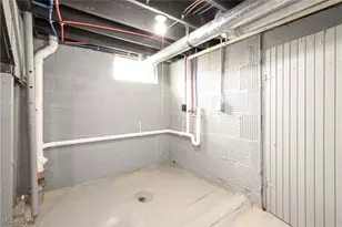 687 Moreley Ave, Akron, OH 44320 - Photo 26