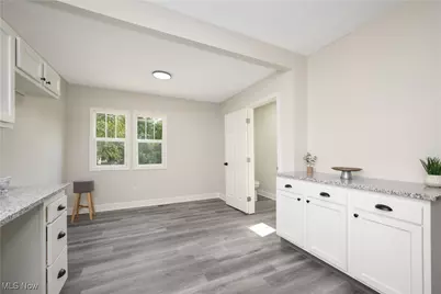 687 Moreley Avenue, Akron, OH 44320 - Photo 12