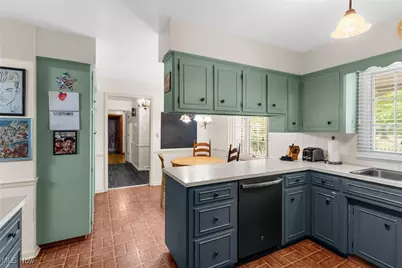 990 Westport Drive, Youngstown, OH 44511 - Photo 6