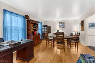 990 Westport Dr, Youngstown, OH 44511 - Photo 10