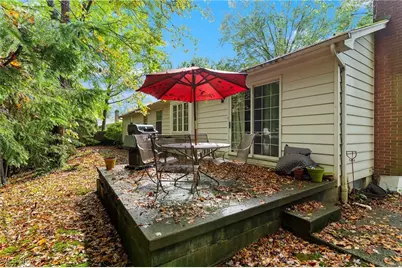 990 Westport Drive, Youngstown, OH 44511 - Photo 24