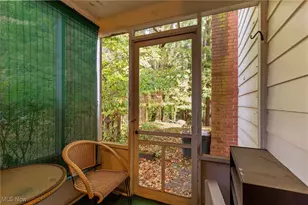 990 Westport Dr, Youngstown, OH 44511 - Photo 22