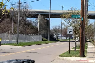 2357 19th St SW, Akron, OH 44314 - Photo 26