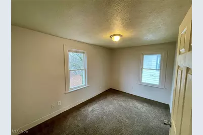 495 Elbon Avenue, Akron, OH 44306 - Photo 4