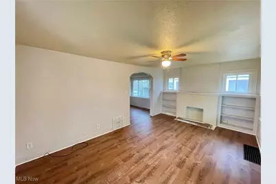 495 Elbon Avenue, Akron, OH 44306 - Photo 2