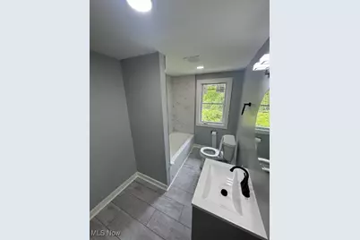 778 E 130th Street, Loveland, OH 44108 - Photo 12