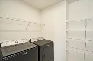 3649 Stradley Cir, Norton, OH 44203 - Photo 22