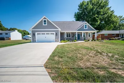 1004 Florence Street, Belpre, OH 45714 - Photo 2