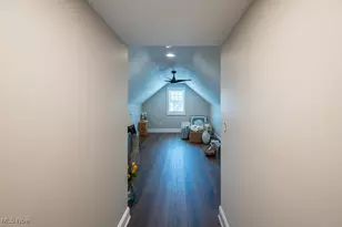 1004 Florence St, Belpre, OH 45714 - Photo 40