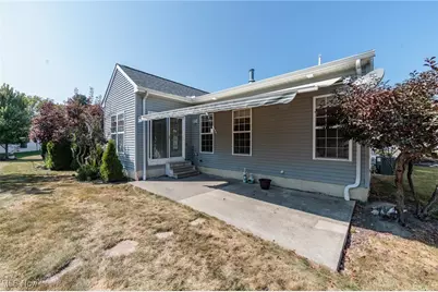 4887 Meadow Lark Drive, Lorain, OH 44053 - Photo 2