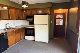 17964 Glendale Ave, Lake Milton, OH 44429 - Photo 10