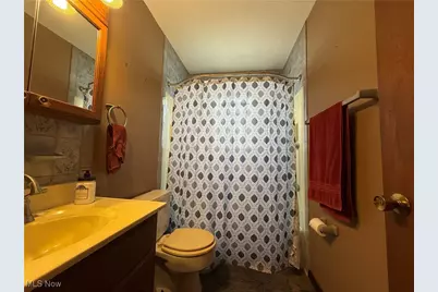 17964 Glendale Avenue, Lake Milton, OH 44429 - Photo 20