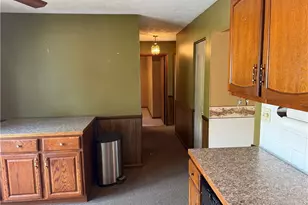 17964 Glendale Ave, Lake Milton, OH 44429 - Photo 8