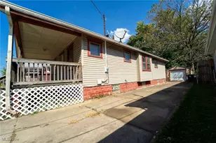1313 Coventry St, Akron, OH 44306 - Photo 10