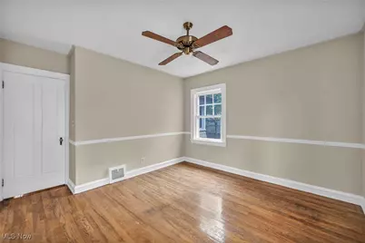 18416 Winslow Road, Huber Heights, OH 44122 - Photo 22