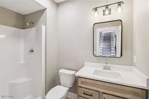 542 Lakewood Dr E, Canal Fulton, OH 44614 - Photo 40