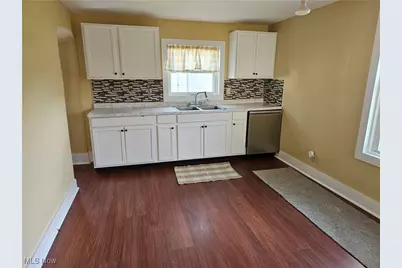 606 S 7th Street, Cambridge, OH 43725 - Photo 6