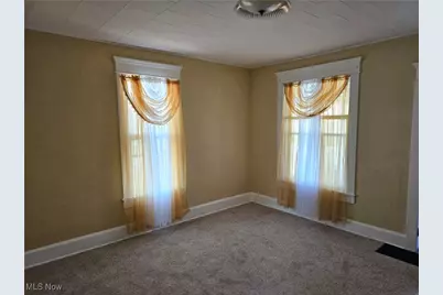 606 S 7th Street, Cambridge, OH 43725 - Photo 2