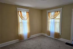 606 S 7th St, Cambridge, OH 43725 - Photo 2