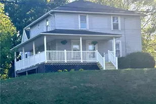 3990 Edison St NE, Hartville, OH 44632 - Photo 2