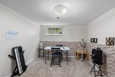 9933 Cynthia Drive, Twinsburg, OH 44087 - Photo 20